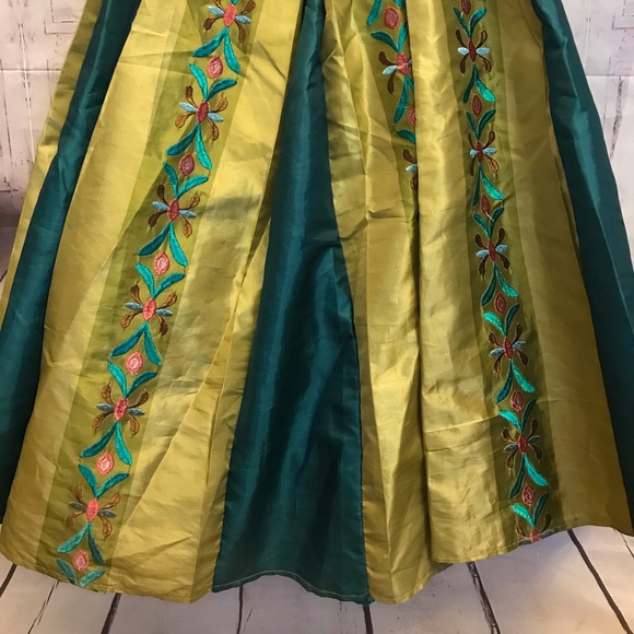 Disney frozen Anna dress - Picture 2 of 8